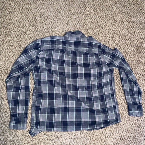 Men’s Flannel - Picture 2 of 3